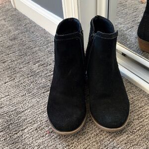 Kensie Dark Ankle Booties